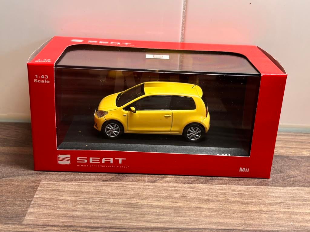 Seat Mii Sunflower Yellow 1/43 Fischer Dealer models, Ophalen of Verzenden, Nieuw, Auto, Overige merken