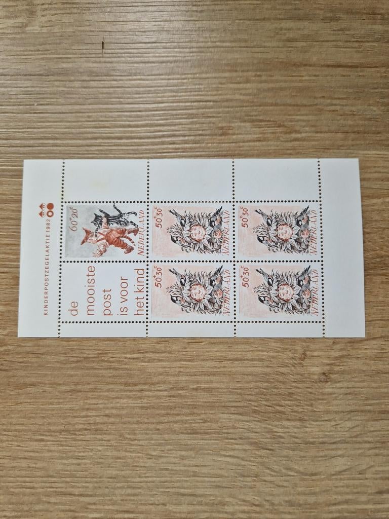 Kinderpostzegels 1982 met originele envelop, Postzegels en Munten, Ophalen of Verzenden