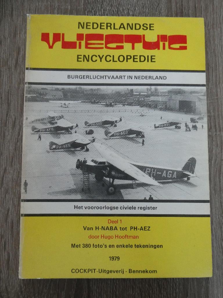 Nederlandse vliegtuig encyclopedie, Burger luchtvaart deel 1, Verzamelen, Ophalen of Verzenden, Zo goed als nieuw, Boek of Tijdschrift