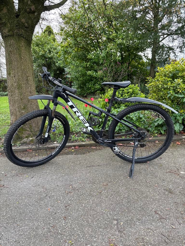 Trek Marlin 5 Mountainbike 27,5 inch banden, Fietsen en Brommers, Fietsen | Mountainbikes en ATB, Gebruikt, Heren, Trek, Minder dan 45 cm