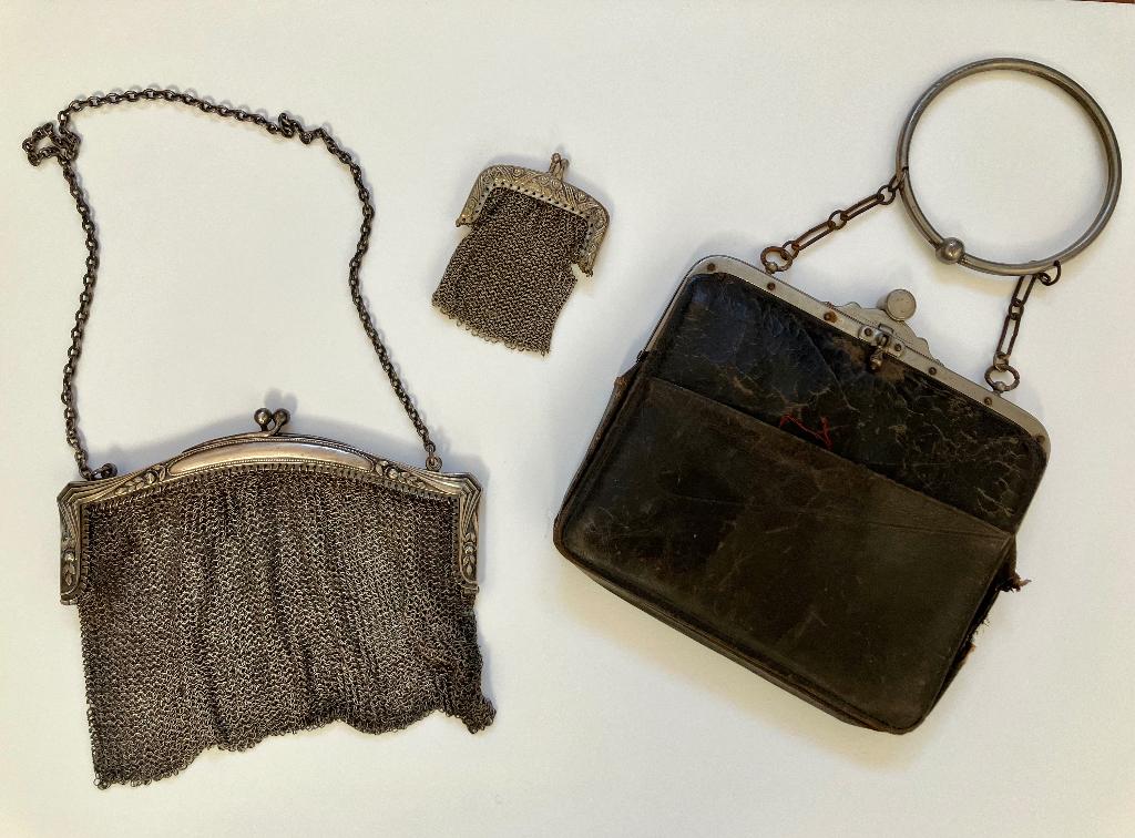 Drie antieke tasjes | beugeltasjes, Antiek en Kunst, Ophalen of Verzenden, Dames