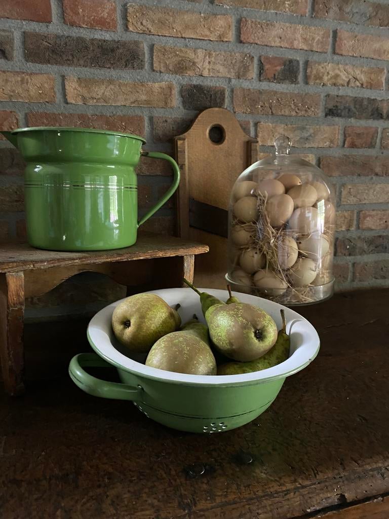 Brocante reseda groene vergiet en melkkoker, Antiek en Kunst, Antiek | Emaille, Ophalen of Verzenden