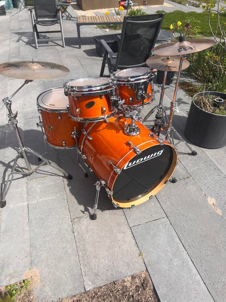 Ludwig Accent CS Custom drumstel compleet met Bekkens, Muziek en Instrumenten, Ophalen, Gebruikt, Trommel