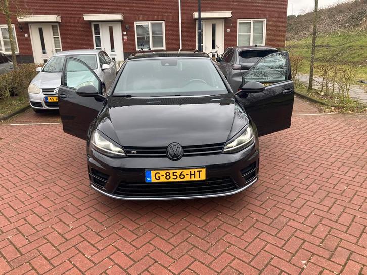 VW Golf 7R pano full options, Auto's, Volkswagen, Particulier, Golf, 360° camera, 4x4, ABS, Achteruitrijcamera, Adaptieve lichten