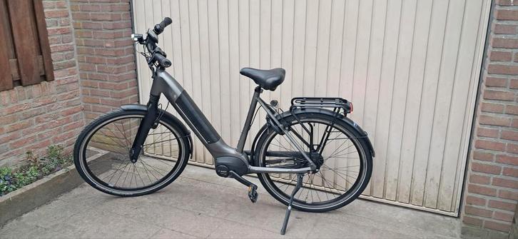 Gazelle ultimate c8+ 28 inch 8 versnellingen dames ebike, Fietsen en Brommers, Elektrische fietsen, Zo goed als nieuw, Gazelle