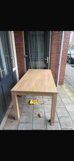 Gratis houten eettafel - Woubrugge, Gebruikt, Eikenhout, 150 tot 200 cm, Vier personen