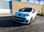 Peugeot 107 1.0 12V 5DR 2010 Wit, Voorwielaandrijving, Stof, Zwart, 4 stoelen