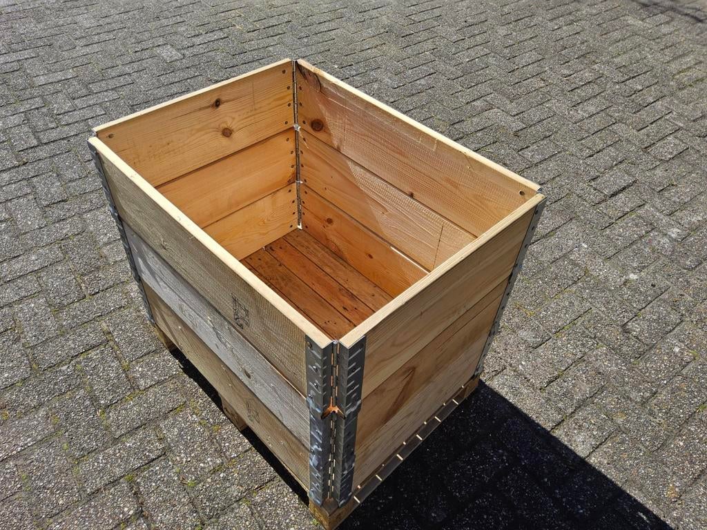 Kleine Euro Pallet met Palletranden - Zo Goed als Nieuw, Doe-het-zelf en Verbouw, Kratten en Dozen, Ophalen, Opvouwbaar, 60 cm of meer