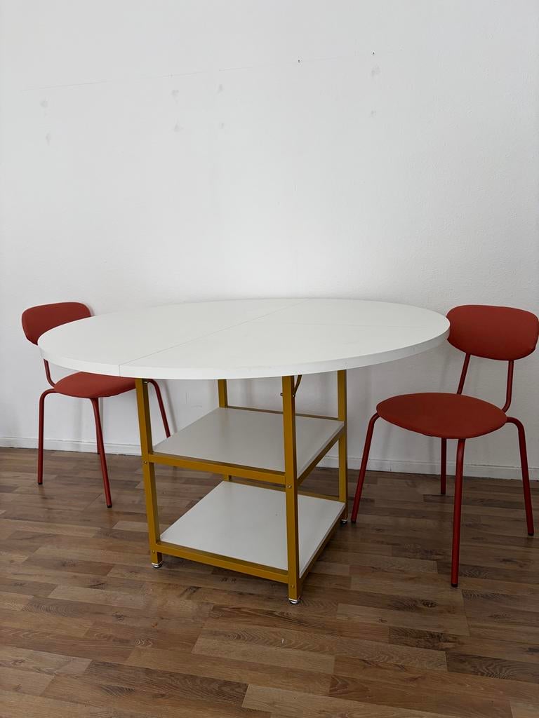 Ronde tafel met 2 IKEA stoelen, Huis en Inrichting, Tafels | Eettafels, Ophalen, Gebruikt, Rond, Tot twee personen