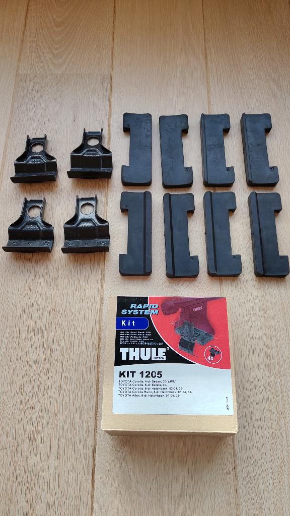 Thule kit 1205 voor Toyota Corolla, Ophalen of Verzenden, Gebruikt