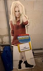 Groot kartonnen reclamebord Miss Montreal, Ophalen, Gebruikt