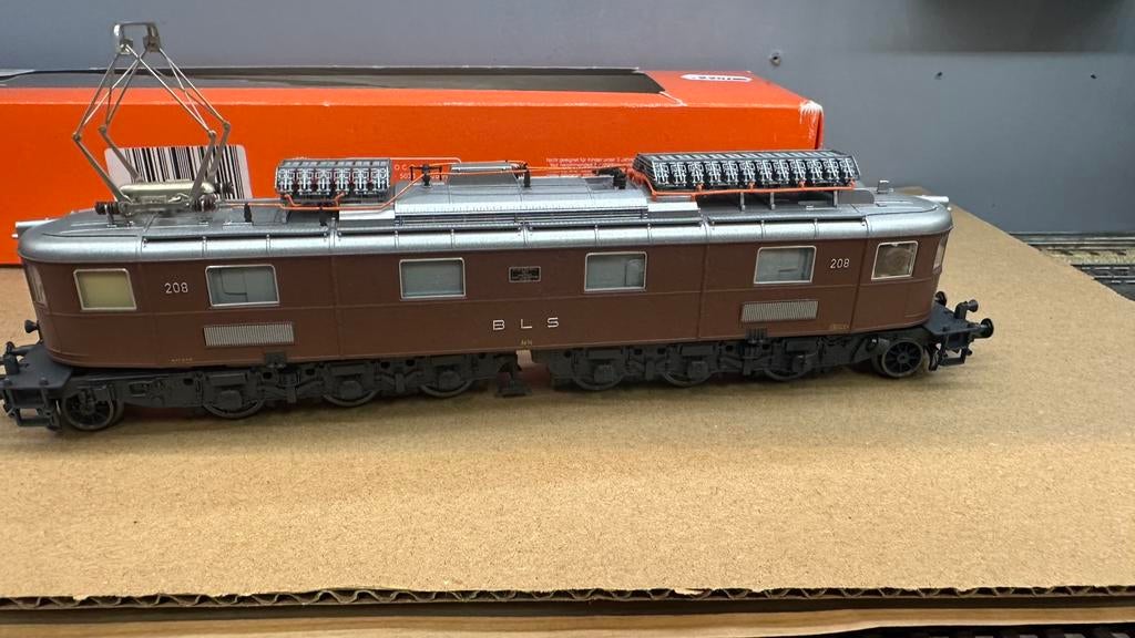 Roco BLS Ae 6/8 No 43952  wisselstroom digitaal, Hobby en Vrije tijd, Modeltreinen | H0, Zo goed als nieuw, Locomotief, Wisselstroom