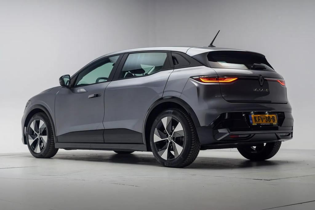 Renault Mégane E-Tech EV60 Optimum Charge Evolution 3-fase, 0 cilinders, 33 min, LED verlichting, 900 kg