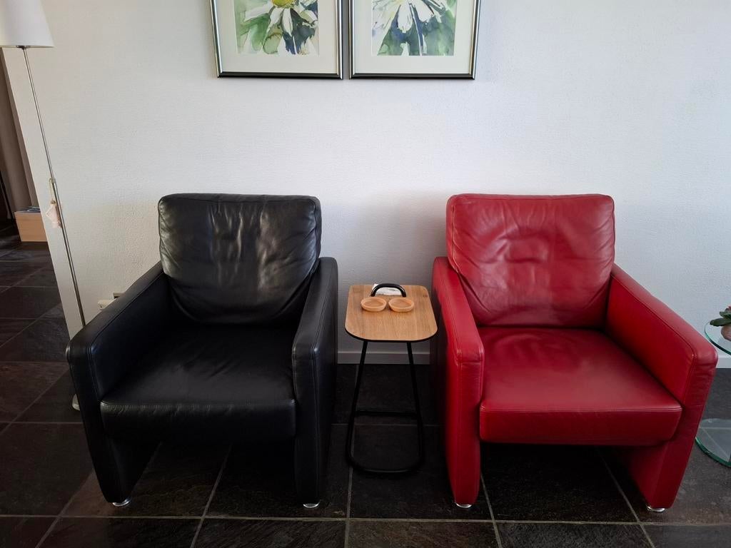 Twee leren fauteuils (rood & zwart), Ophalen, Gebruikt, 50 tot 75 cm, Leer
