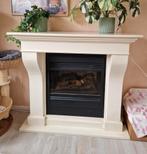 Elektrische houtkachel - Ideaal voor kleinere woonkamers, Ophalen of Verzenden, Zo goed als nieuw, Inzethaard, Elektrische haard