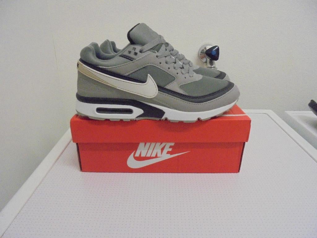 Nieuwe Nike Air Max Classics Maat 42, Overige kleuren, Verzenden, Nike, Nieuw