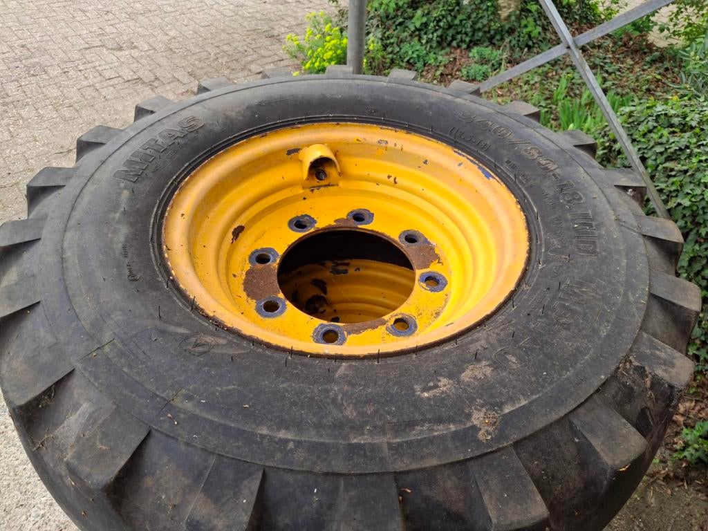 Jcb 8 gaats velgen, Ophalen, Gebruikt