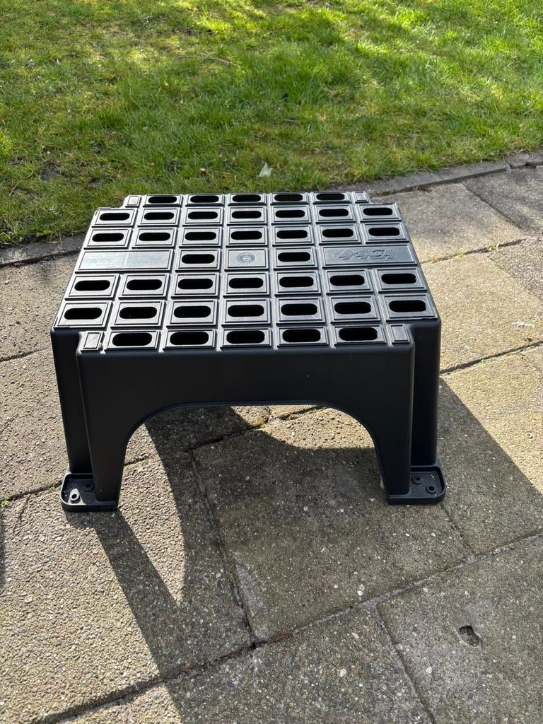 Opstap caravan nieuw, Ophalen, Zo goed als nieuw