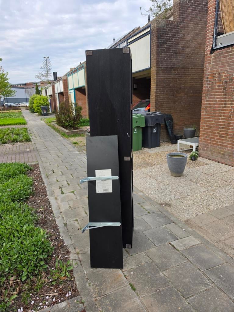 GRATIS Kallax Ikea en wandplank GRATIS, Ophalen of Verzenden, Gebruikt, 25 tot 50 cm, 150 tot 200 cm