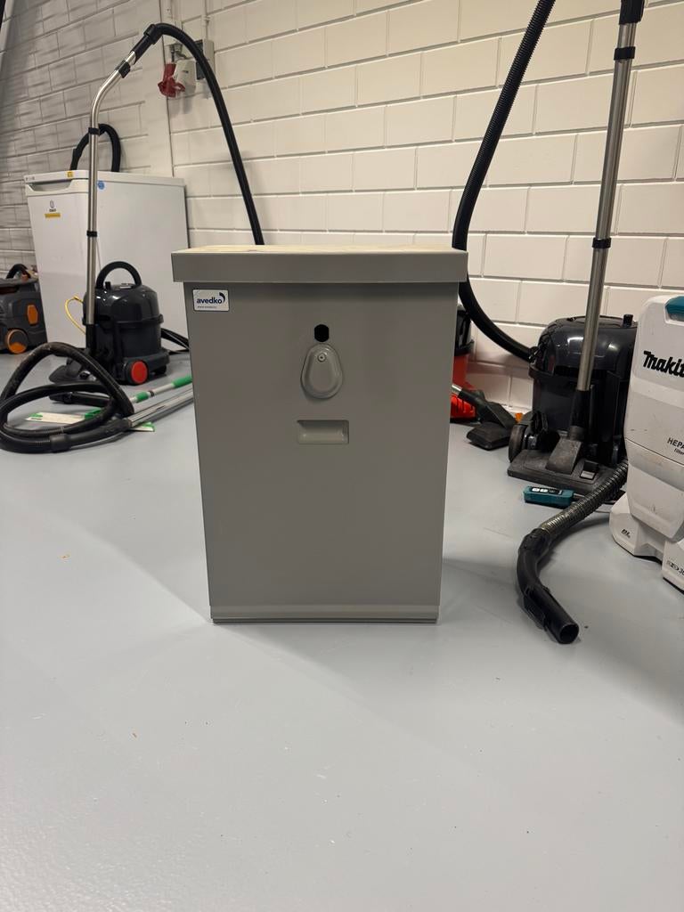 Avedko metalen kastje, Ophalen, Gebruikt, Overige typen