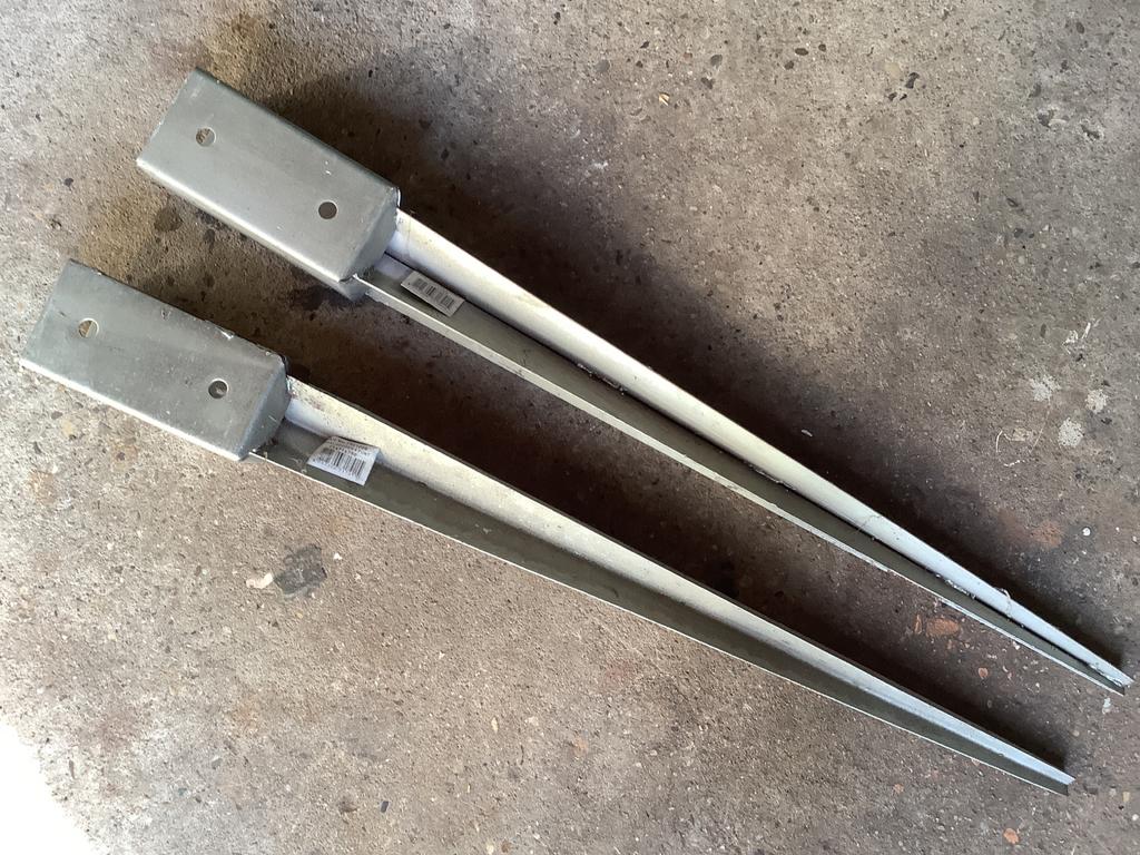 Paalhouder met punt verzinkt 75 cm lang, 2 stuks nieuw, Ophalen, Nieuw, IJzer, Overige typen