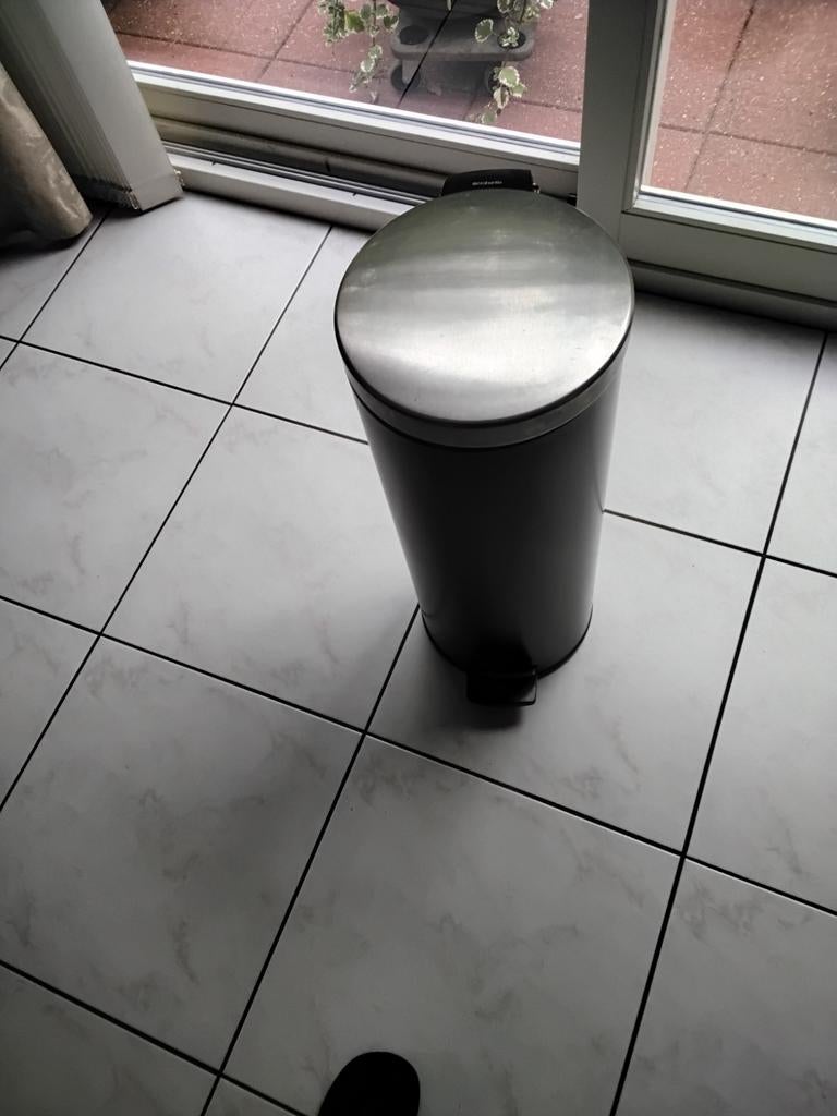 Afvalemmer/ bak  Brabantia, Ophalen of Verzenden, Zo goed als nieuw, Rvs