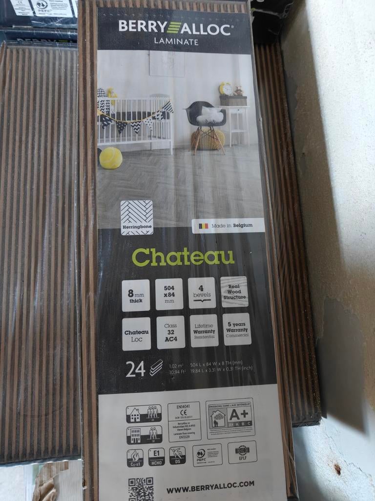 Berry Alloc Chateau Laminaat 81 m2, Ophalen, Minder dan 50 cm, 50 tot 100 cm, Modern, Houtlook, Visgraat (door patroon)