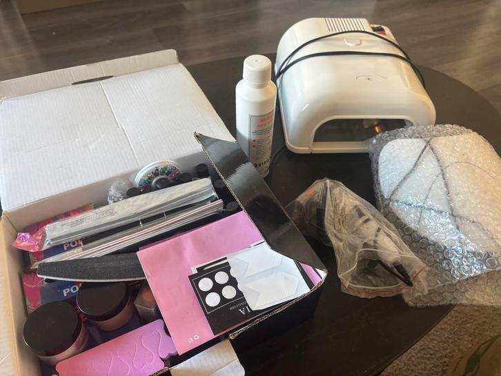 Complete acrylbenodigdheden / gellak, Sieraden, Tassen en Uiterlijk, Uiterlijk | Lichaamsverzorging, Zo goed als nieuw, Overige typen