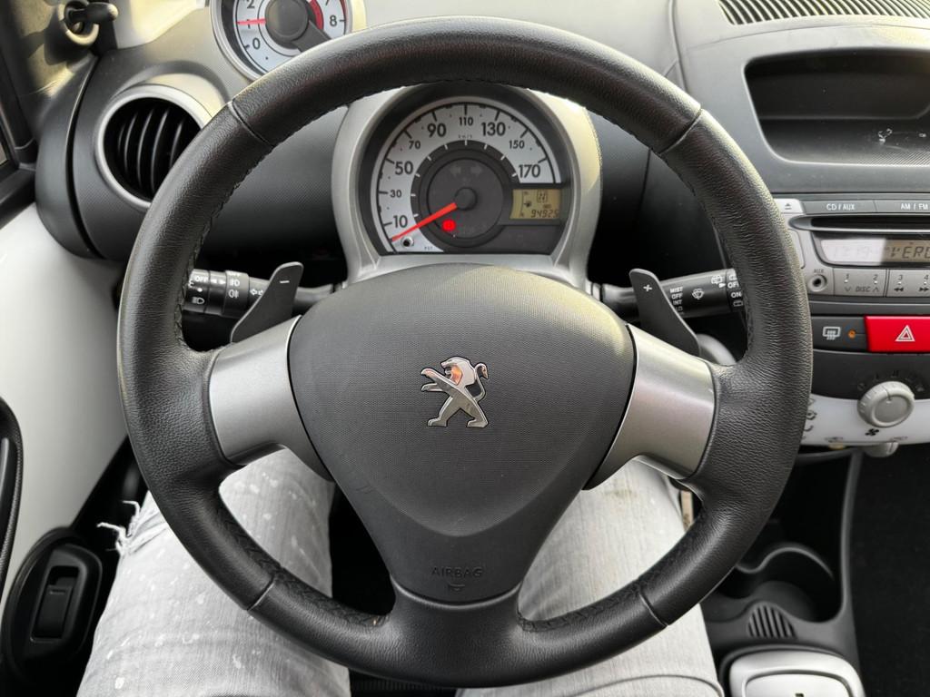 Peugeot 107 1.0 Active|AUT|SCHUIFDAK|AIRCO|5DEURS|, Auto's, Peugeot, Euro 5, Gebruikt, 4 stoelen, Origineel Nederlands