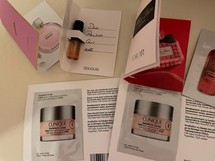 Diverse make-up en parfum samples, Sieraden, Tassen en Uiterlijk, Uiterlijk | Parfum, Nieuw, Ophalen of Verzenden