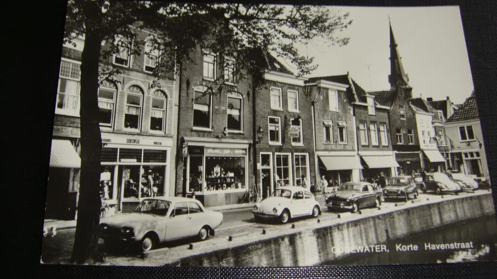 Oudewater Korte Havenstraat met oude Auto's, Ophalen of Verzenden, 1960 tot 1980, Gelopen, Utrecht