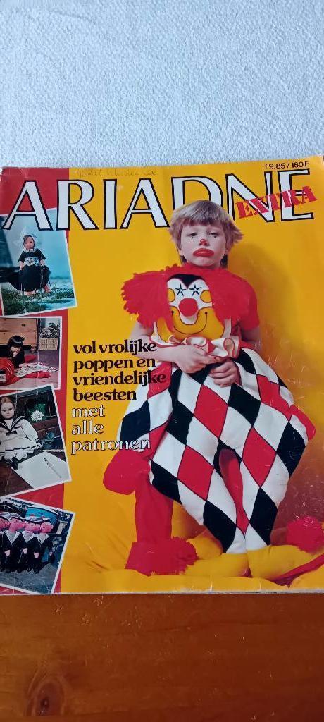 Ariadne extra; vrolijke poppen en vriendelijke beesten, Boeken, Hobby en Vrije tijd, Zo goed als nieuw, Poppen maken, Ophalen of Verzenden