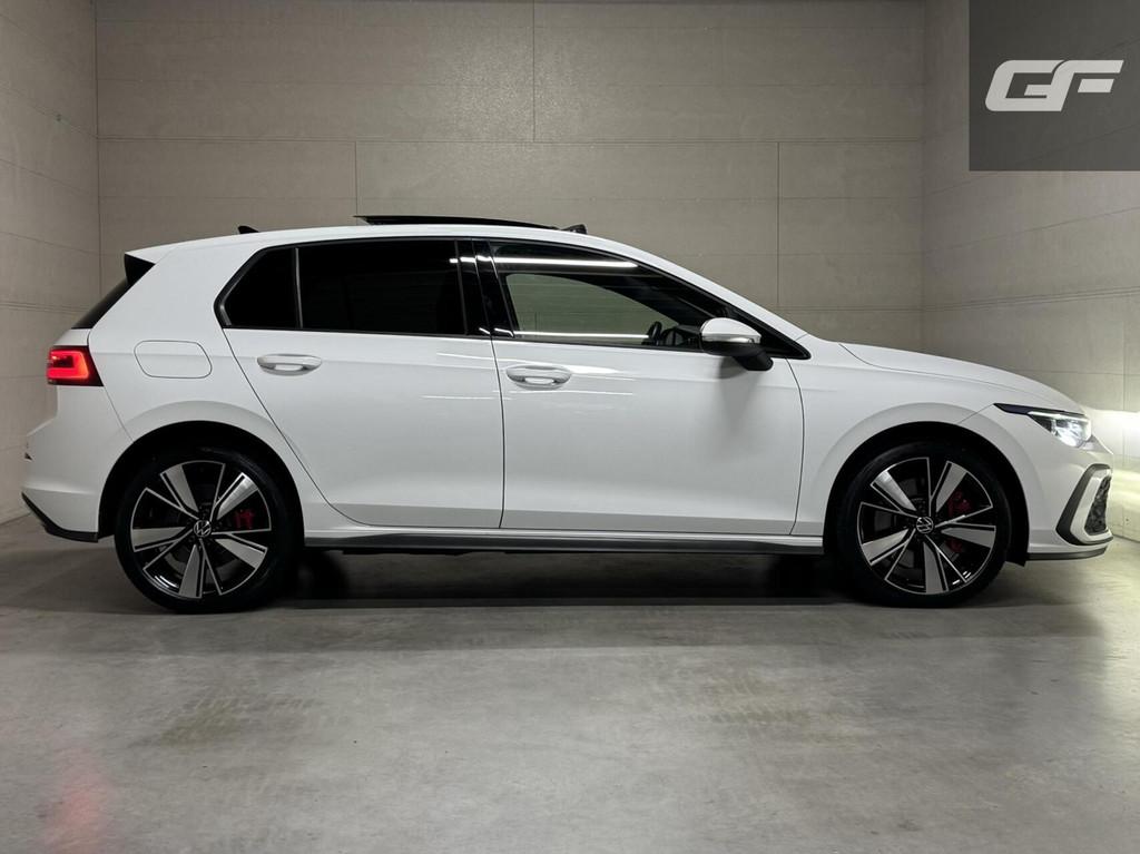Volkswagen Golf 1.4 eHybrid GTE Pano IQ.Light Virtual HUD Sf, Auto's, Volkswagen, Stof, Gebruikt, Zwart, 4 cilinders