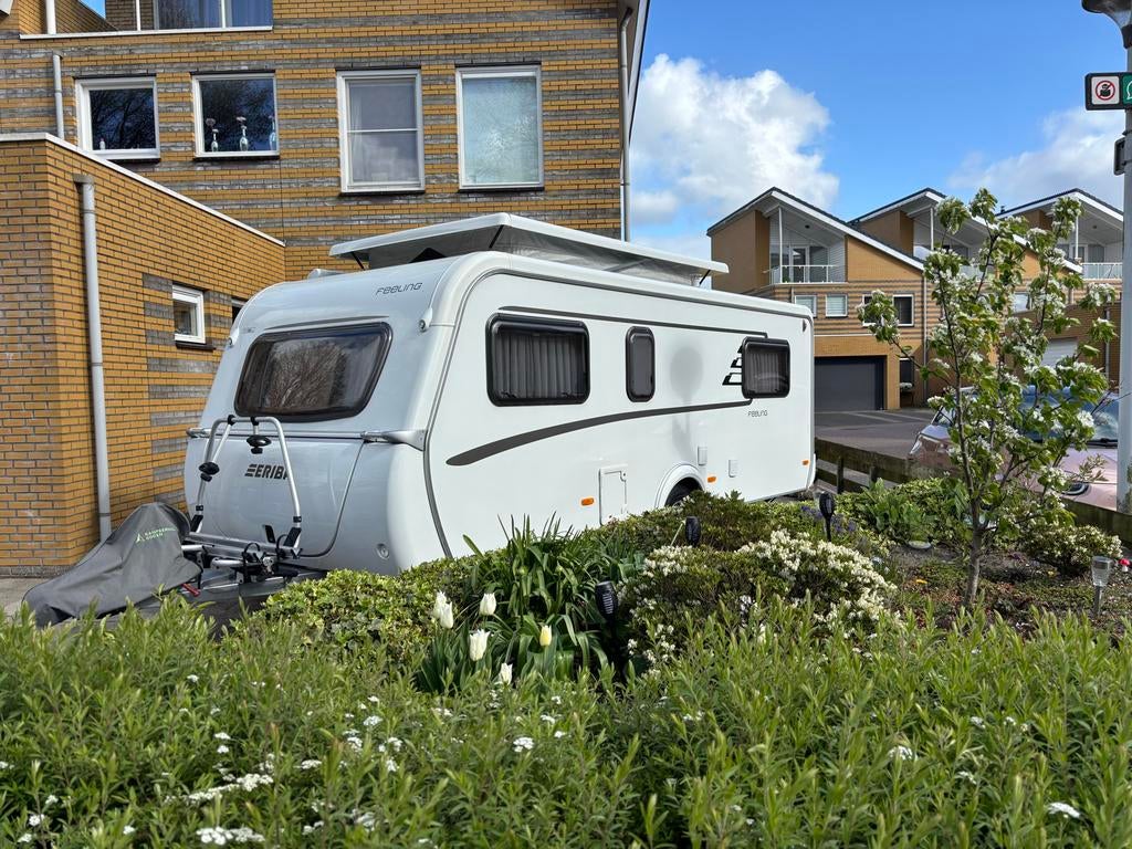 Eriba Feeling 442 uit 2020, Caravans en Kamperen, Caravans, Particulier, tot en met 2, 1000 - 1250 kg, Overige, Eriba, 2 aparte bedden