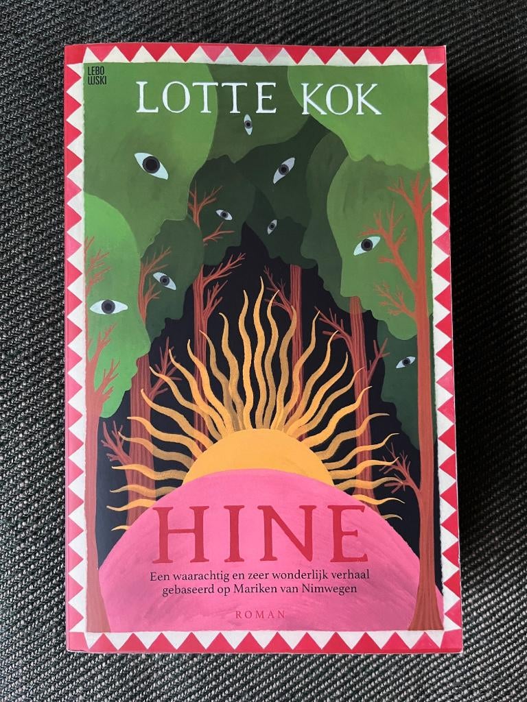 Lotte Kok - Hine. (2022), Boeken, Romans, Zo goed als nieuw, Ophalen of Verzenden