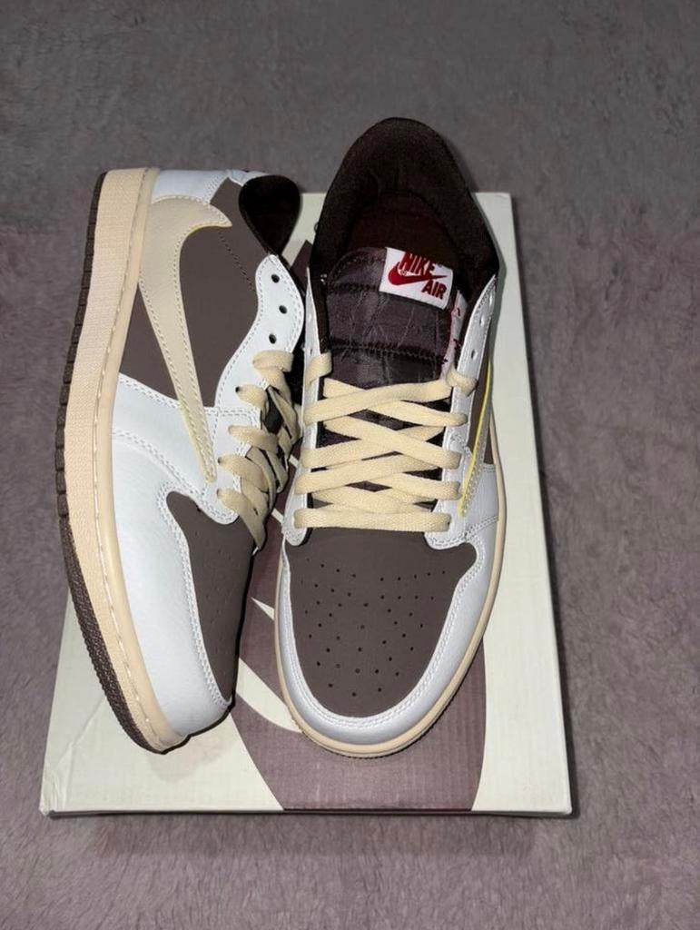 Travis scott sneaker maat 42,43,44, Kleding | Heren, Schoenen, Ophalen of Verzenden