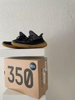 Yeezy 350, Ophalen of Verzenden, Zo goed als nieuw, Zwart