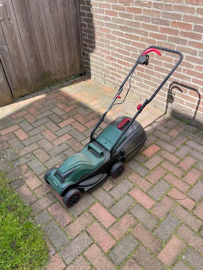 Parkside Grasmaaier - Elektrisch, met opvangzak, Tuin en Terras, Grasmaaiers, Ophalen, Cirkelmaaier, Elektrische grasmaaier, Zo goed als nieuw