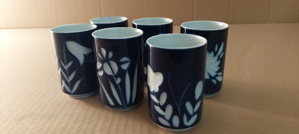 Set van 6 Japanse Sake Bekertjes -€15.=   Kobaltblauw, Ophalen of Verzenden
