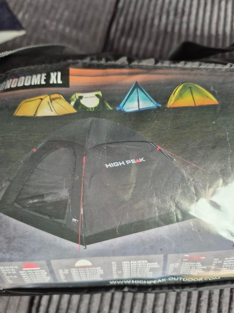 High Peak Monodome XL  tent, Ophalen, Zo goed als nieuw, Tot en met 4