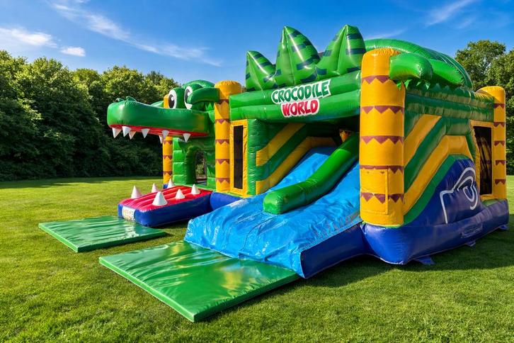 Multiplay Springkussen Krokodil te huur / huren, Hobby en Vrije tijd, Feestartikelen | Verhuur, Zo goed als nieuw, Overige, Ophalen