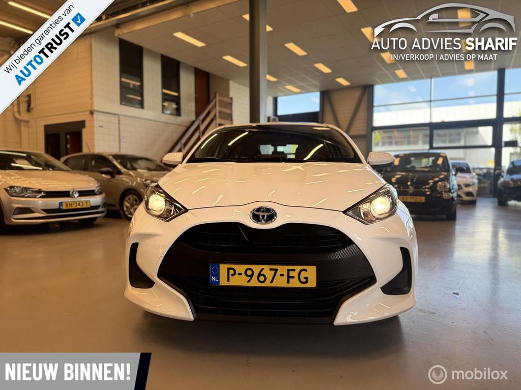 Toyota Yaris 1.5 Hybrid Active, Auto's, Gebruikt, Euro 6, Bedrijf, 26 km/l