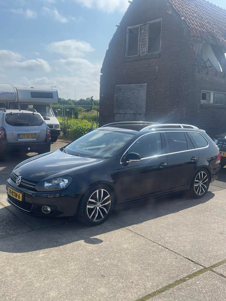 Volkswagen Golf 1.2 TSI 77KW Variant DSG 2011 Zwart, Auto's, 700 kg, Zwart, Origineel Nederlands, 104 pk