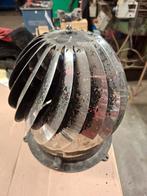 Roterende schoorsteen kap, Ophalen, Afzuiger