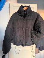 Zwarte puffer jas - Stijlvol en warm!, Ophalen of Verzenden, Zo goed als nieuw, Maat 38/40 (M), Zwart
