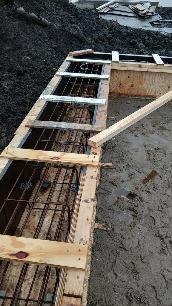 Bekisting betonplex 50 cm hoog, 270 m lengte, Doe-het-zelf en Verbouw, Overige Doe-het-zelf en Verbouw, Ophalen of Verzenden