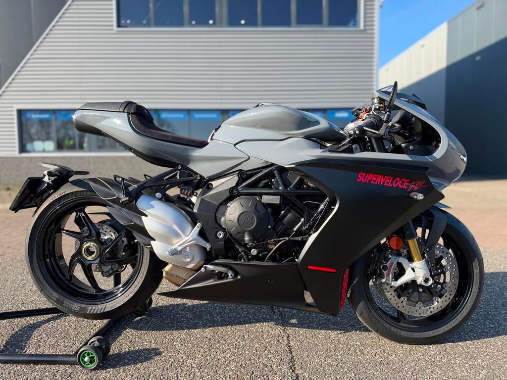 MV Agusta Sport Superveloce NIEUW!, Motoren, Motoren | MV Agusta, MV Augusta, Bedrijf, Sport, Meer dan 35 kW