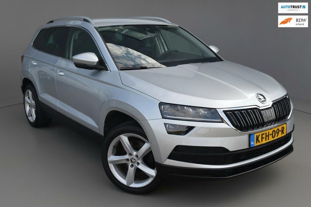 Skoda Karoq Led|Clima|Carplay|Trekhaak|ACC, Stof, Gebruikt, Karoq, Bedrijf