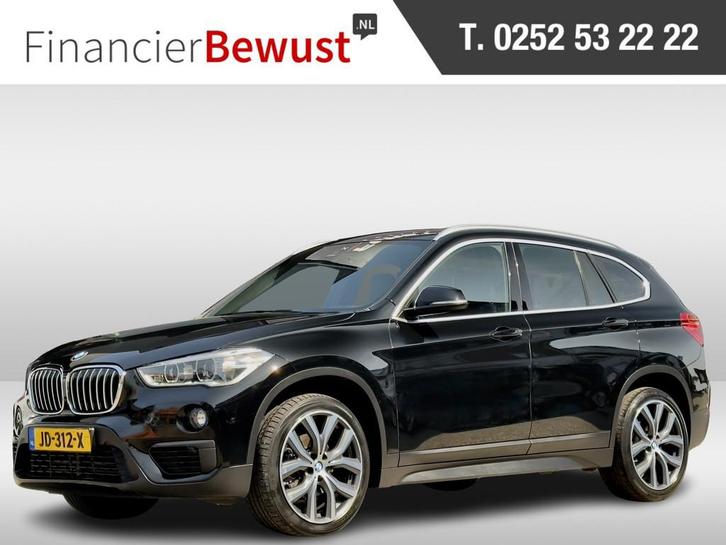 BMW X1 sDrive16d CORPORATE ESSENTIAL LEDER NAVI AIRCO PARK-A, Auto's, BMW, Te koop, X1, ABS, Airbags, Airconditioning, Alarm, Bluetooth