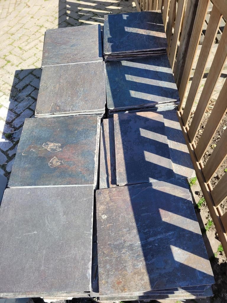 35 m2 Leisteen tegels 40x40 cm, Ophalen, Gebruikt, Steen of Klei, Minder dan 50 cm